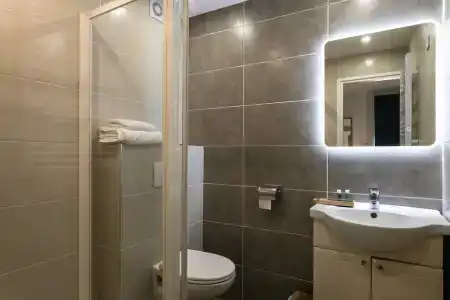 Hôtel Le Mistral - 58