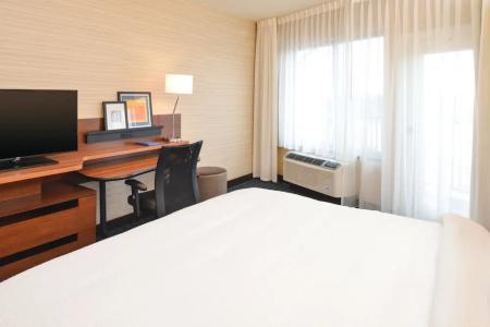 Fairfield Inn & Suites by Marriott - 57
