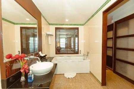 Grand Pacific Sovereign Resort & Spa - 96