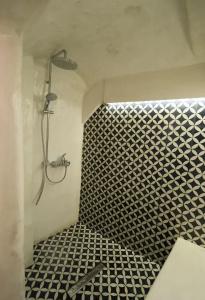 Canvas Suites - 47