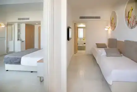 NissiBlu Beach Resort - 3