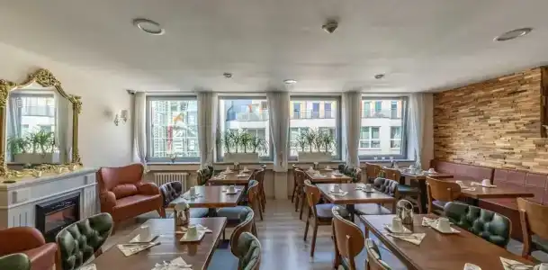 Bayrischer Hof - 20