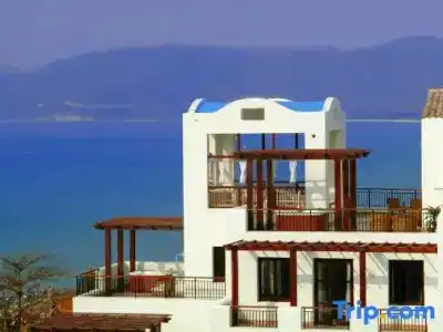 Aegean Suites Sanya Yalong Bay Resort - 4