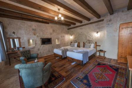 Sarnich Cave Suites - 18