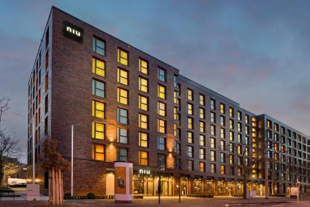 the niu Square - 0