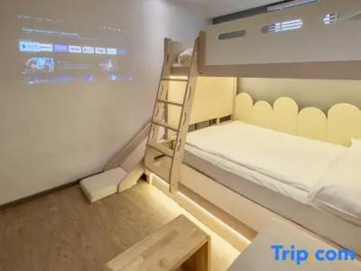 1888 Collection (SG Clean, Staycation Approved) - 92