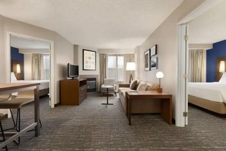 Residence Inn by Marriott Airport - 57