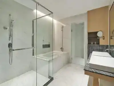 Le Meridien - 145