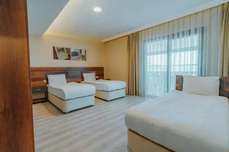 Empula & Residences - 102