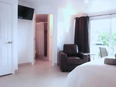 The Cabanas Guesthouse & Spa - Gay Men's Resort - 36