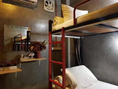 Sleeper Hostel - 23