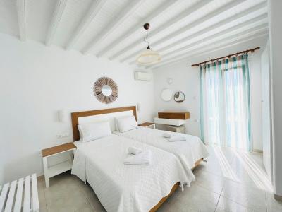 Cyclades Studios - 66