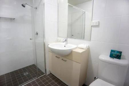 Quest Palmerston - - 62