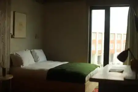 In Gallery & Spa - 108
