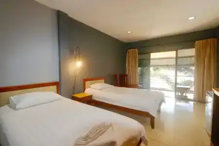 Momento Resort - 4
