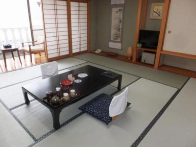 Ashiwada - 12