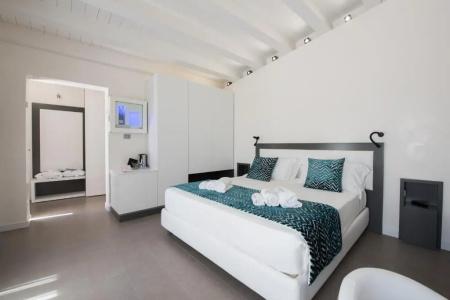 Caportigia Boutique - 113