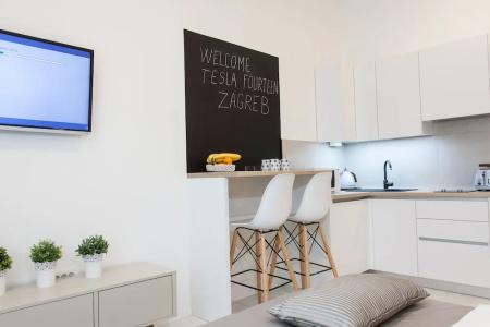 Tesla Boutique  & Rooms - 134