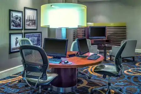 Sheraton North Houston at George Bush Intercontinental - 28