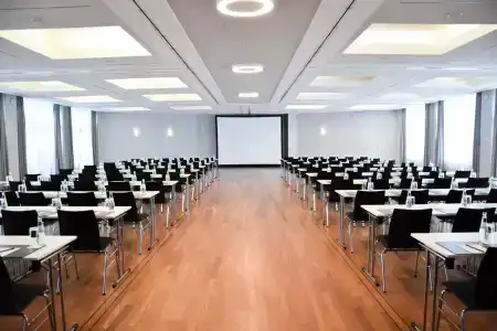 Radisson Blu Park & Conference Centre - 13