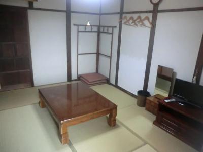 Yufuin Country Road Youth Hostel - 1