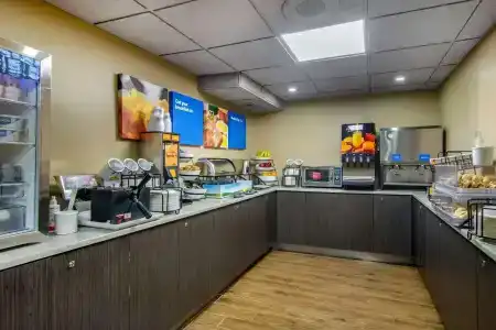 Comfort Inn Sandy Springs – Perimeter - 23