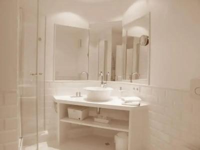 & Restaurant Sonne - 49