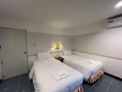 Lunarhut Resort - 102
