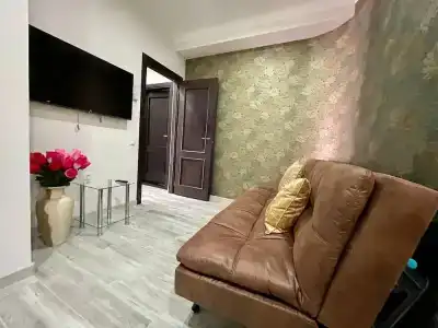 Premier City Aparthotel - 4