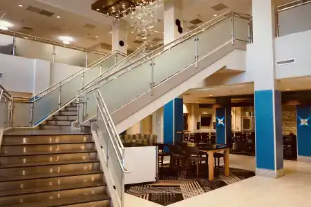 Holiday Inn Express & Suites - Aurora Medical Campus, An Ihg - 16