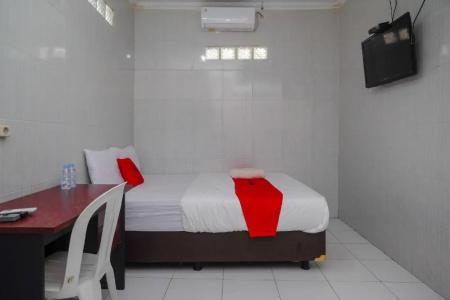 OYO 1700 Danurejan Guesthouse - 12