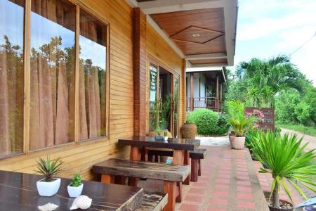 Oyo 865 Baan Rabieng Resort - 13