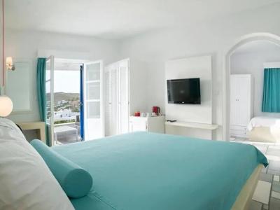 Paros Agnanti - 105