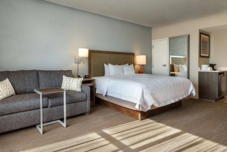 Hampton Inn West - 2