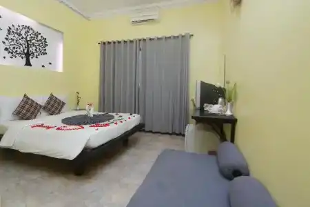 Central Privilege - 18