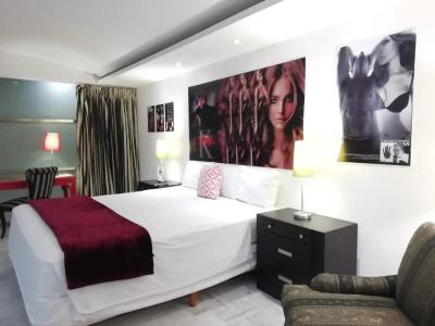 Spazio Boutique - 111