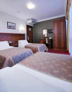 Grand Eyuboglu - 22