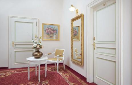 Alqush Downtown - 11