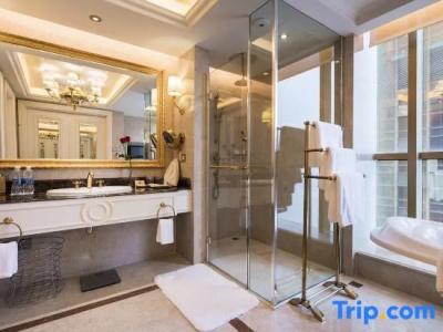 Sheraton Chongqing - 160