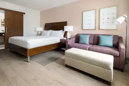 Hilton Garden Inn / The Keys Collection - 112