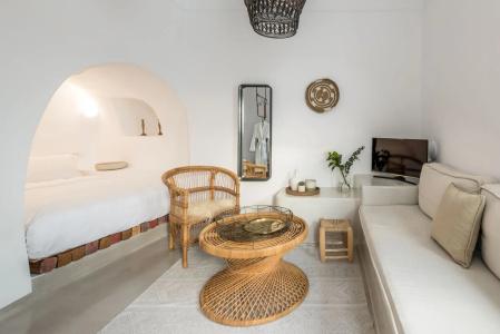 Cocoon Suites - 121
