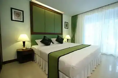 Windmill Resort Pattaya - 36