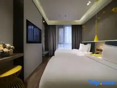 Jinglai (Shanghai Xujiahui) - 57