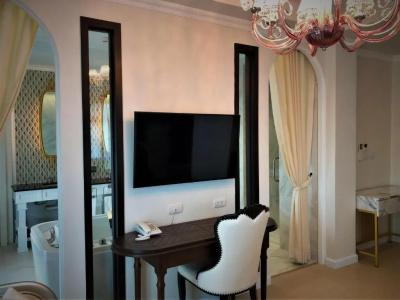 Nanta Glam Cm & Residences - 10