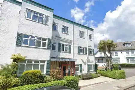 Oyo Central Golders Green - 4