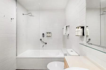 Adina Apartment Barrack Plaza - 47