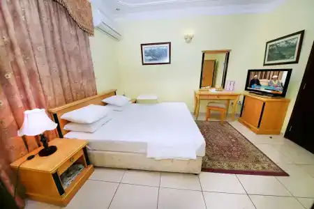 Muscat International - 4