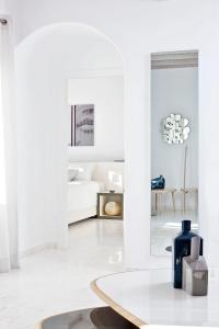 Kouros & Suites - 93
