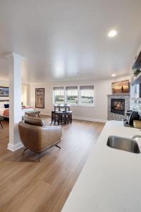 Estero Inn - 109