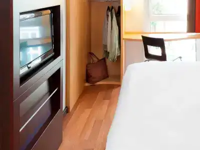 Ibis Milano Centro - 3